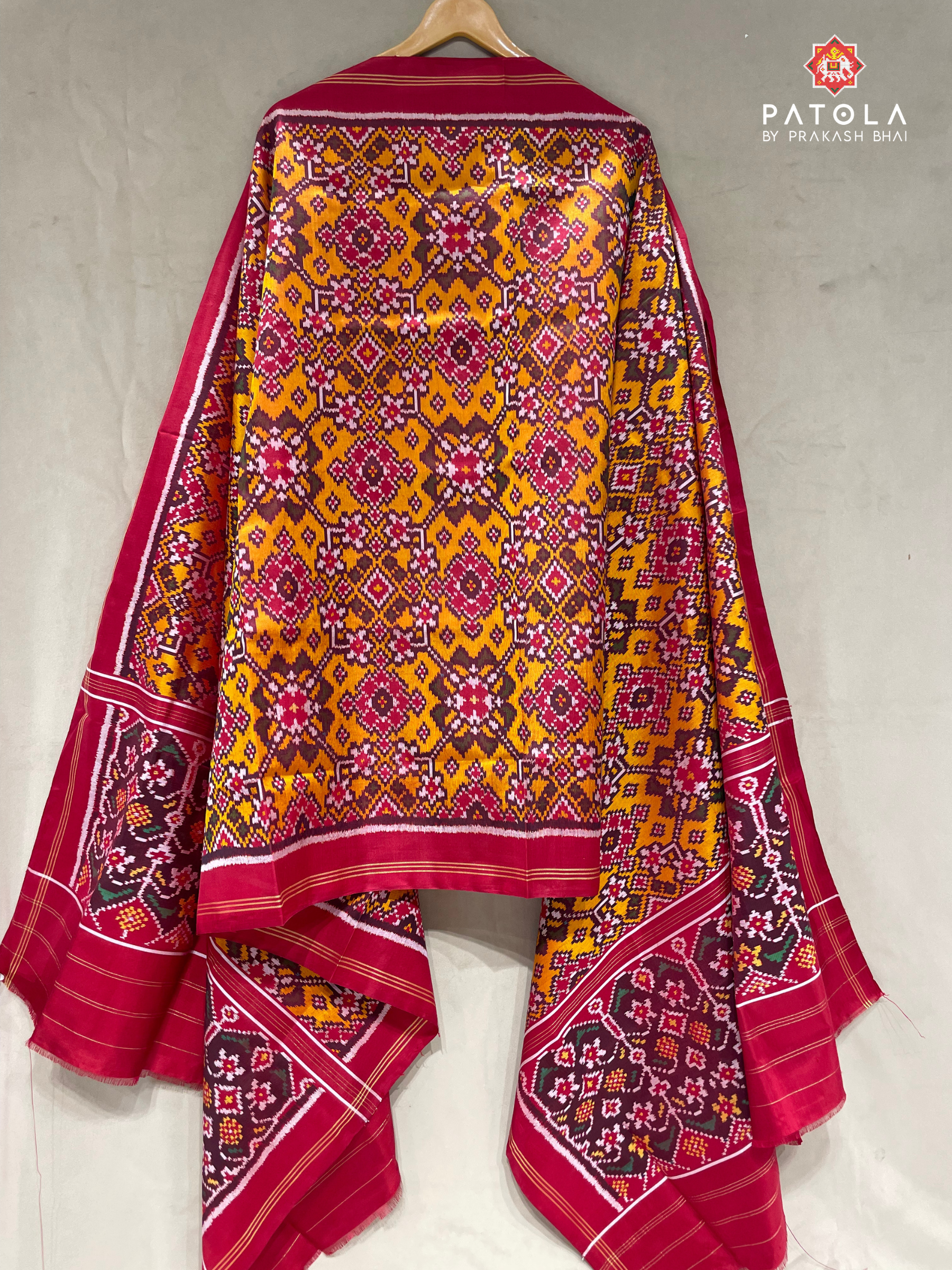 Navratna Designer Semi Double Ikat Patola Dupatta